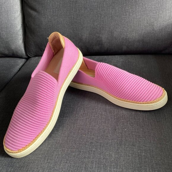 UGG Sammy Chevron Women's Sneakers Size 8.5 Excellent Condition - Picture 3 of 10